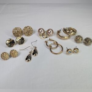 Grab Bag #50 Vintage Gold Tone Earrings
